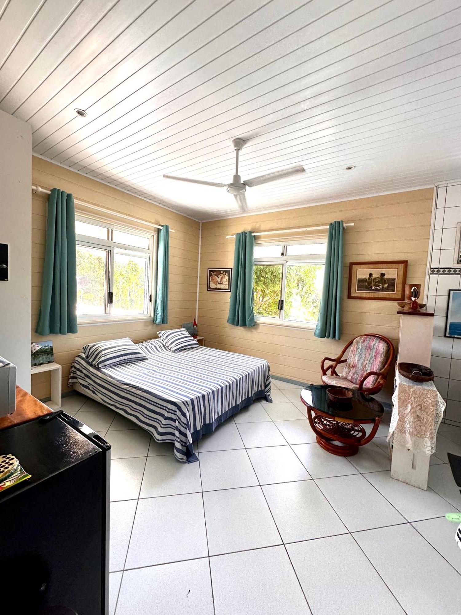 Meri Lodge Huahine « Room Of Marta » Fare Zewnętrze zdjęcie
